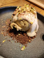 Helado de Pistacho Con Crema de Mascarpone Y Tierra de Cacao